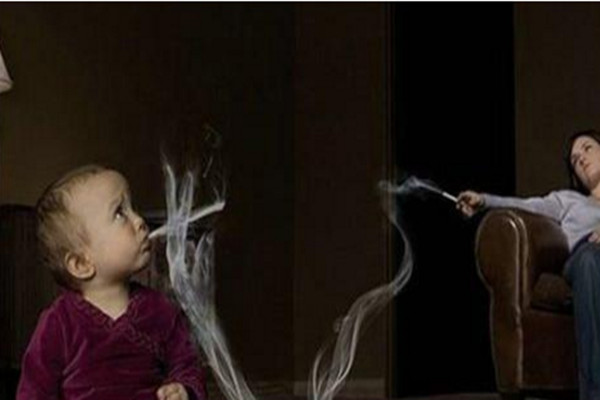 二手烟对小孩的危害图片